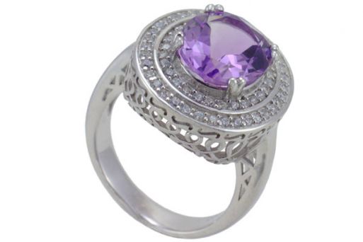 Серебряное кольцо с аметистом и фианитами 53153 купить в магазине Самоцветы мира