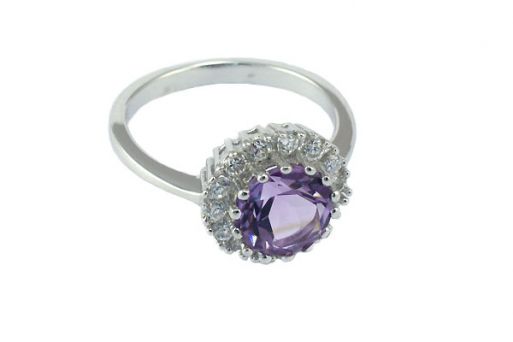 Серебряное кольцо с аметистом и фианитами 53157 купить в магазине Самоцветы мира