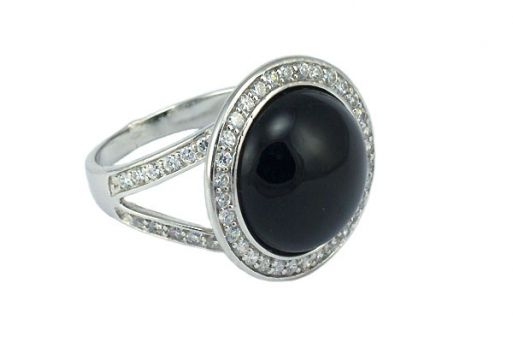 Серебряное кольцо с чёрным агатом и фианитами 53352 купить в магазине Самоцветы мира
