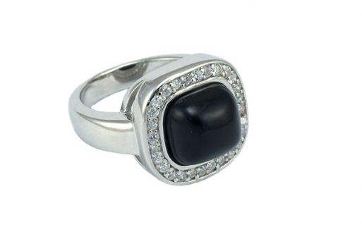 Серебряное кольцо с чёрным агатом и фианитами 53370 купить в магазине Самоцветы мира
