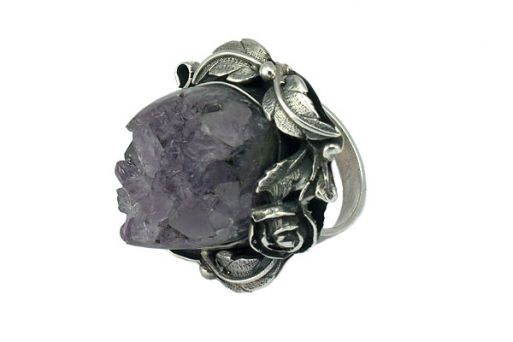 Серебряное кольцо с аметистом 53710 купить в магазине Самоцветы мира