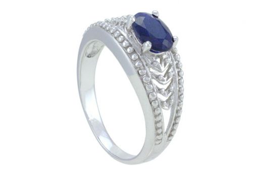 Серебряное кольцо с сапфиром 54063 купить в магазине Самоцветы мира