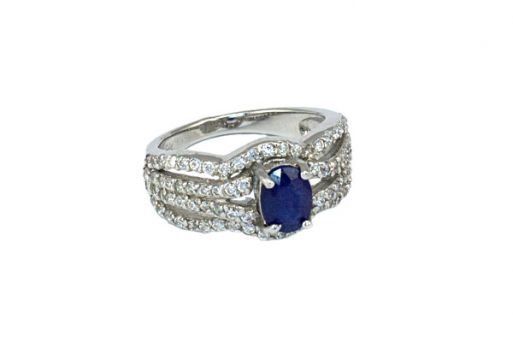 Серебряное кольцо с сапфиром и фианитами 54069 купить в магазине Самоцветы мира