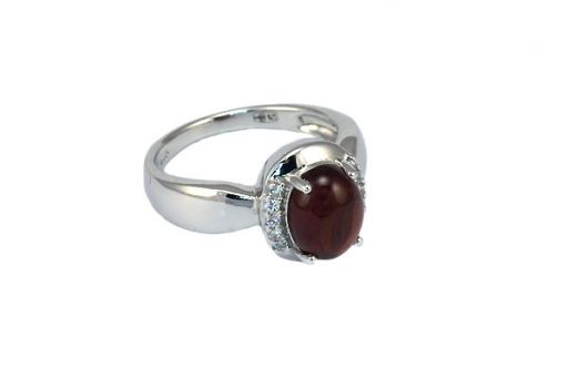 Серебряное кольцо с гранатом и фианитами 54187 купить в магазине Самоцветы мира
