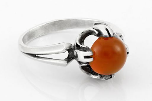 Серебряное кольцо с сердоликом 54236 купить в магазине Самоцветы мира