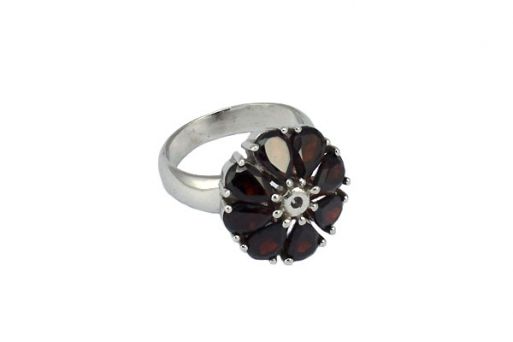 Серебряное кольцо с гранатом 54474 купить в магазине Самоцветы мира