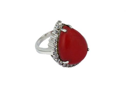 Серебряное кольцо с кораллом и фианитами 54501 купить в магазине Самоцветы мира