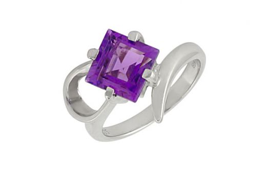 Серебряное кольцо с аметистом 54527 купить в магазине Самоцветы мира
