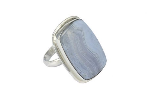 Серебряное кольцо с голубым агатом 54710 купить в магазине Самоцветы мира