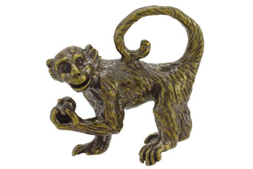 Фигурка из бронзы «обезьяна с яблоком ».