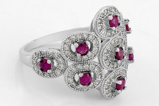 Серебряное кольцо с рубином 55240 купить в магазине Самоцветы мира