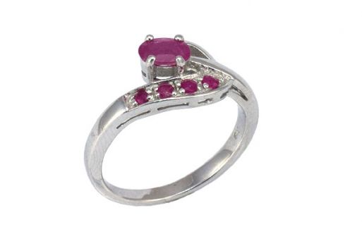Серебряное кольцо с рубином 55249 купить в магазине Самоцветы мира
