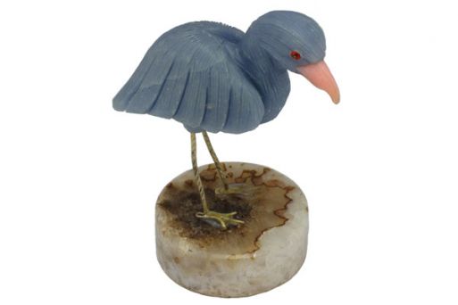 Фигурка фламинго из голубого кальцита.