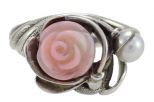 Кольцо из серебра с кораллом розовым жемчугом роза 10 мм роза 55459