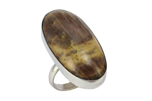 Серебряное кольцо с солнечным камнем 55469 купить в магазине Самоцветы мира