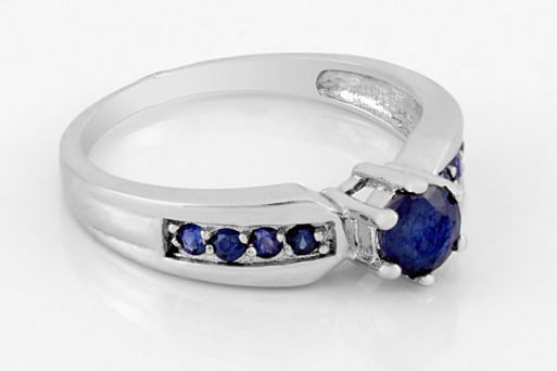 Серебряное кольцо с сапфиром 56273 купить в магазине Самоцветы мира