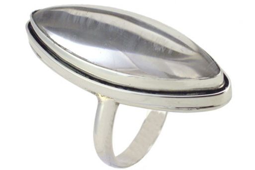 Кольцо из серебра 925 пробы с горным хрусталём.