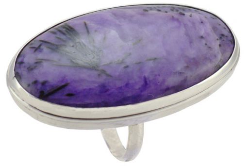 Серебряное кольцо с чароитом 56971 купить в магазине Самоцветы мира