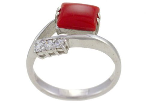 Серебряное кольцо с кораллом и фианитами 57309 купить в магазине Самоцветы мира