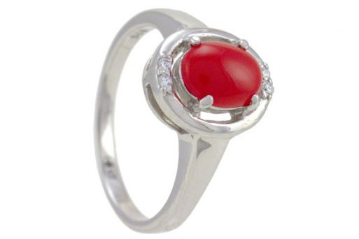 Серебряное кольцо с кораллом и фианитами 57316 купить в магазине Самоцветы мира