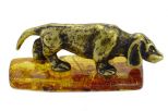 Фигурка бронзовая на янтаре Собачка охотничья