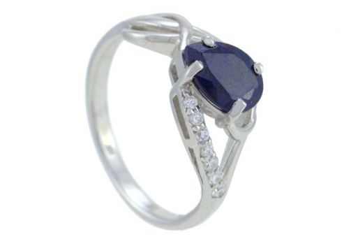 Серебряное кольцо с сапфиром и фианитами 57513 купить в магазине Самоцветы мира