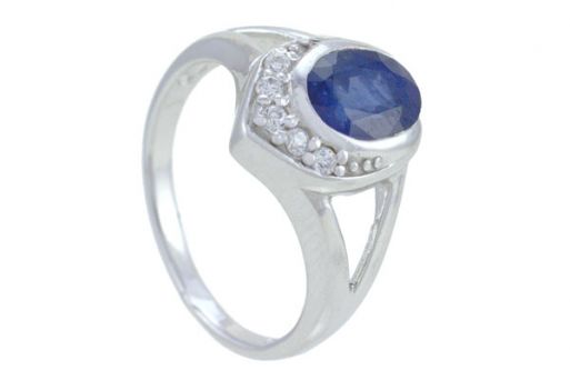 Серебряное кольцо с сапфиром и фианитами 57521 купить в магазине Самоцветы мира