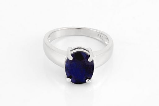 Серебряное кольцо с сапфиром 58131 купить в магазине Самоцветы мира