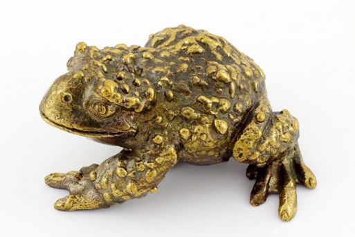 Бронзовую фигурку жаба сидит 58501 купить в магазине Самоцветы мира