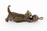 Фигурка из бронзы кошка играет с клубком 40х28х10 мм 58563