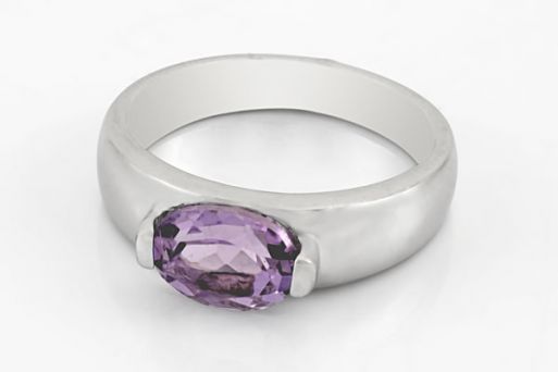 Серебряное кольцо с аметистом 58669 купить в магазине Самоцветы мира