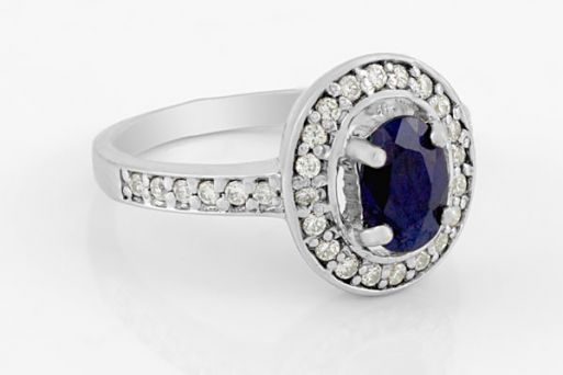 Серебряное кольцо с сапфиром и фианитами 59089 купить в магазине Самоцветы мира