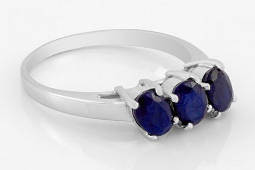 Серебряное кольцо с сапфиром 59094 купить в магазине Самоцветы мира