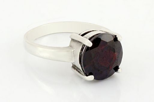 Серебряное кольцо с гранатом 59312 купить в магазине Самоцветы мира