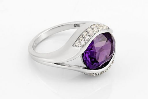 Серебряное кольцо с александритом и фианитами 59463 купить в магазине Самоцветы мира