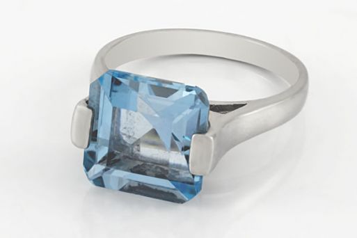 Серебряное кольцо с топазом 59509 купить в магазине Самоцветы мира