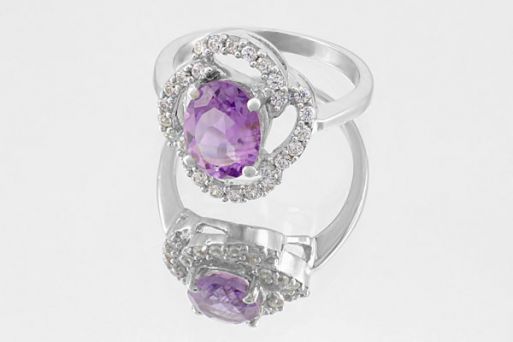 Серебряное кольцо с аметистом и фианитами 59779 купить в магазине Самоцветы мира
