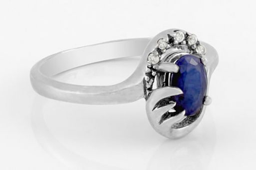 Серебряное кольцо с сапфиром и фианитами 60270 купить в магазине Самоцветы мира