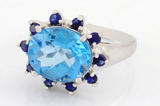 Серебряное кольцо с топазом 60390 купить в магазине Самоцветы мира