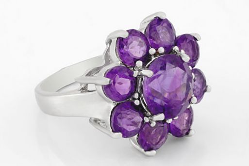Серебряное кольцо с аметистом 60407 купить в магазине Самоцветы мира