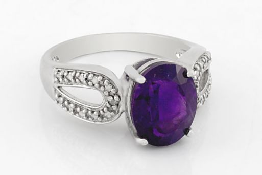 Серебряное кольцо с аметистом 60409 купить в магазине Самоцветы мира