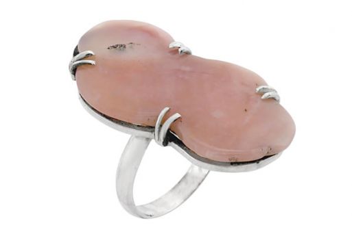 Серебряное кольцо с розовым опалом 60689 купить в магазине Самоцветы мира