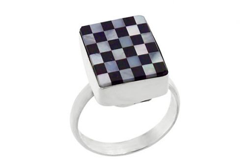 Серебряное кольцо с перламутром 60797 купить в магазине Самоцветы мира