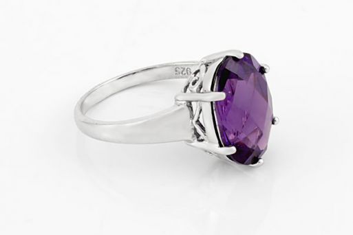 Серебряное кольцо с александритом 60912 купить в магазине Самоцветы мира