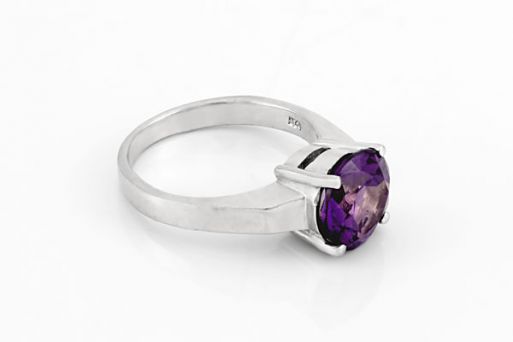 Серебряное кольцо с александритом 60932 купить в магазине Самоцветы мира