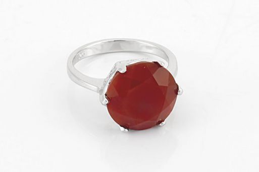 Серебряное кольцо с сердоликом 61011 купить в магазине Самоцветы мира