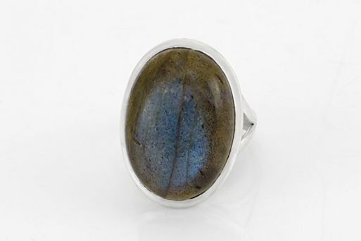 Серебряное кольцо с лабрадором 61027 купить в магазине Самоцветы мира