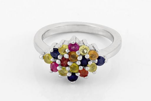 Серебряное кольцо с цветным сапфиром 61180 купить в магазине Самоцветы мира