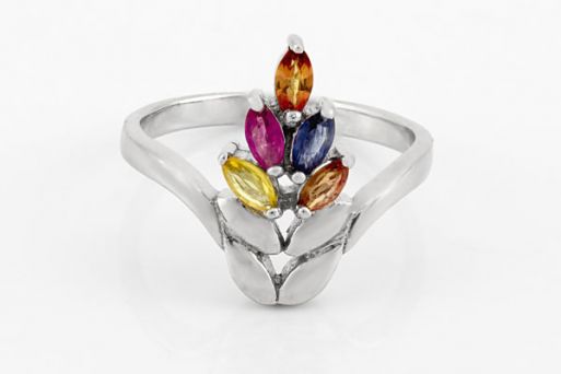 Серебряное кольцо с цветным сапфиром 61185 купить в магазине Самоцветы мира