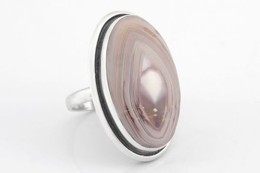 Серебряное кольцо с природным агатом 61331 купить в магазине Самоцветы мира